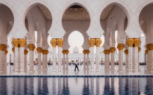 Abu Dhabi City Tour with Grand Mosque Visit (Sharing Basis)
