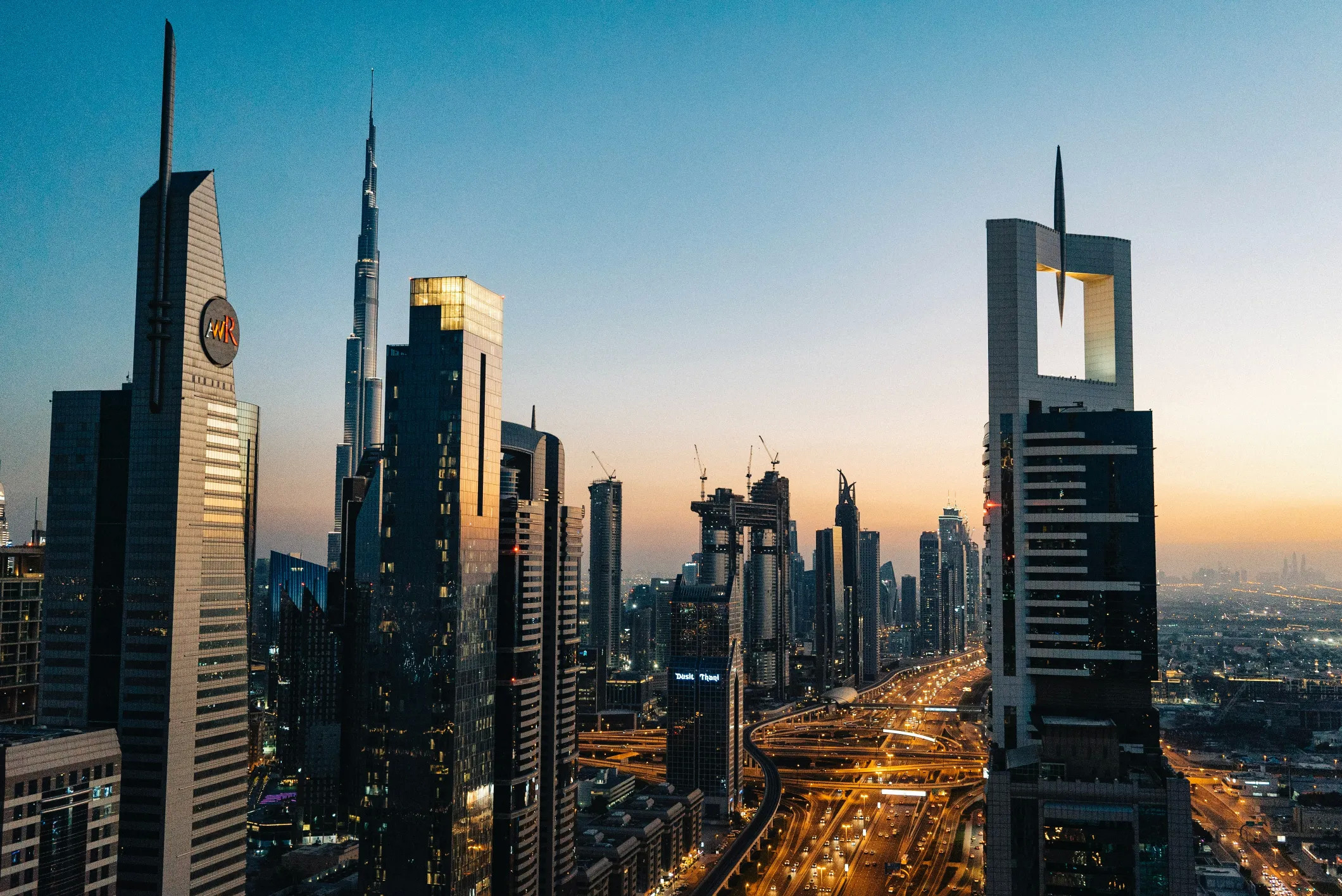 Which are some of the top Dubai Attractions?